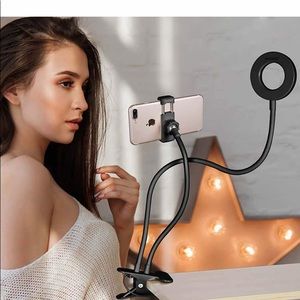 New ring light !! W/clip and a phone holder!